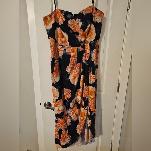 CityChic Formal Strapless Tulip Dress in Floral Print - Size M (18US) - Picture 5 of 6